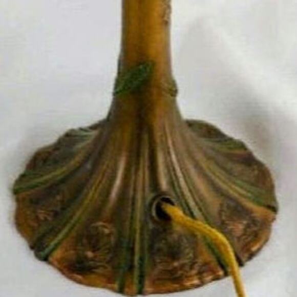 Rare Vintage Reverse Painted Egyptian Style Landscape on Glass Table Lamp. - Picture 11 of 11